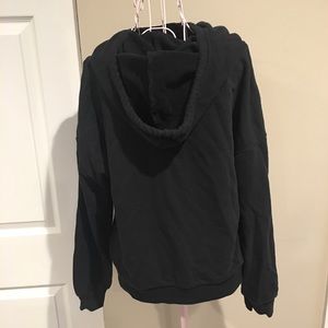 Puma Tops - Puma Sweatshirt Puma Tops - Puma Sweatshirt
